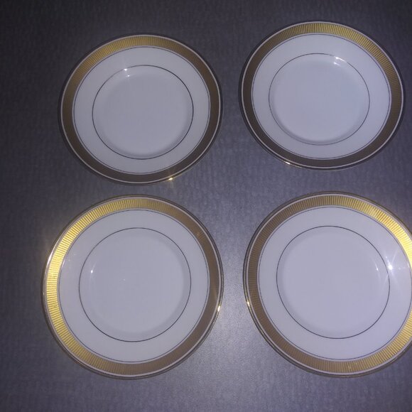 Fitz and Floyd Porcelain Plate and Mug Set Oak Park White Gold Trimmed Lot of 12 - Picture 6 of 16